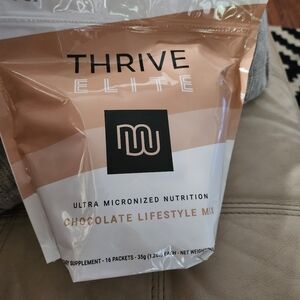 Thrive by Level ELITE  choc shake- singles 16